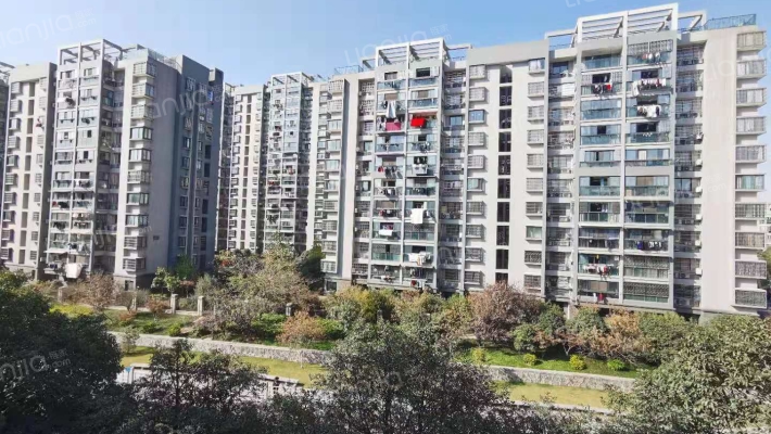 汀洲花苑南外景图