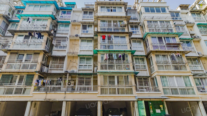 鄞南佳苑外景图