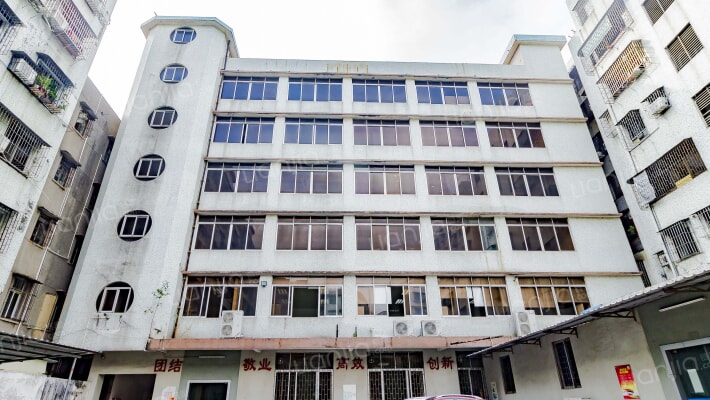 朝福路64号外景图