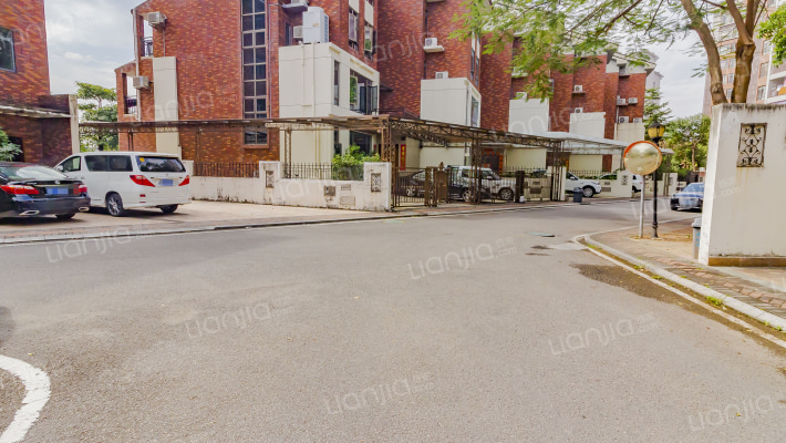 三正世纪豪门外景图