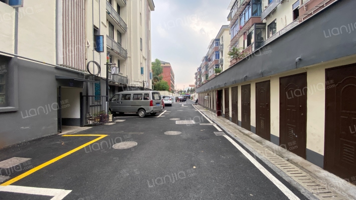 罗峰新村外景图