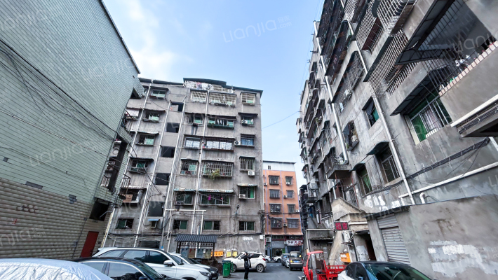 皮鞋城二路184号外景图