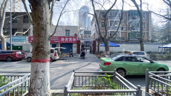 鸿雁社区外景图