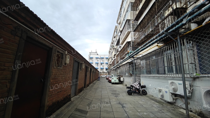 中医院家属楼外景图