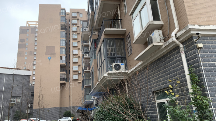 阳逻广场外景图