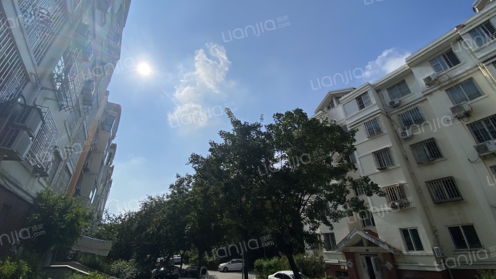 润发家园外景图