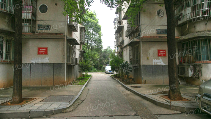 德政园聚心苑外景图