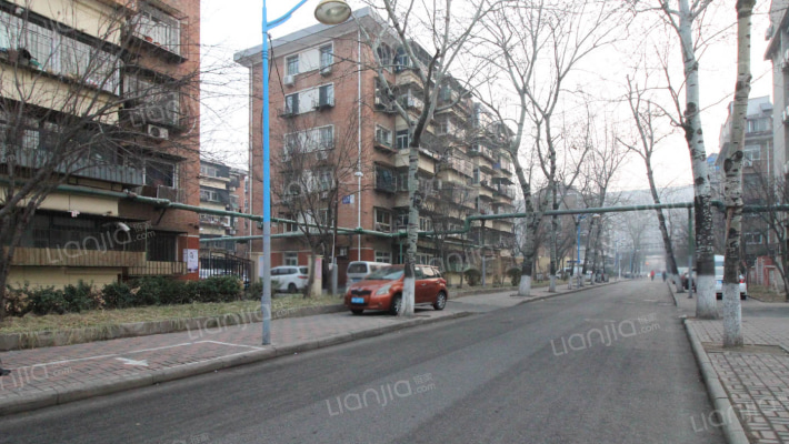 丁字沽十三段外景图