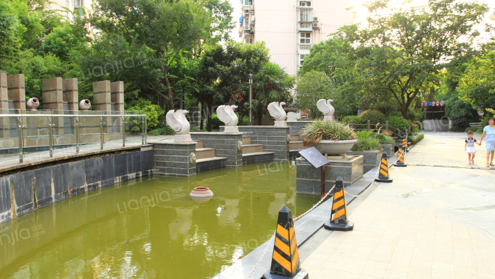 品阁公寓外景图