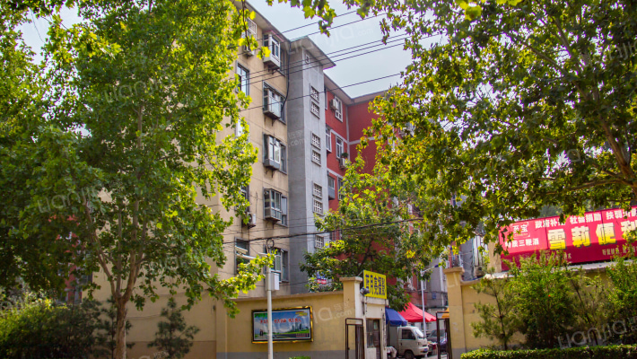 棉四生活区外景图