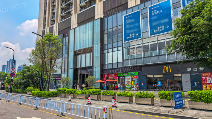 鸿荣源天俊外景图