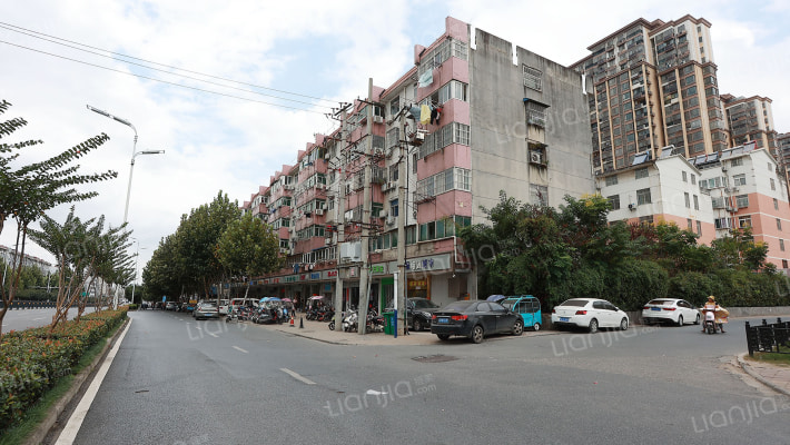 机械公司恢复楼外景图