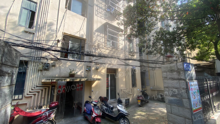 德雅路624号外景图