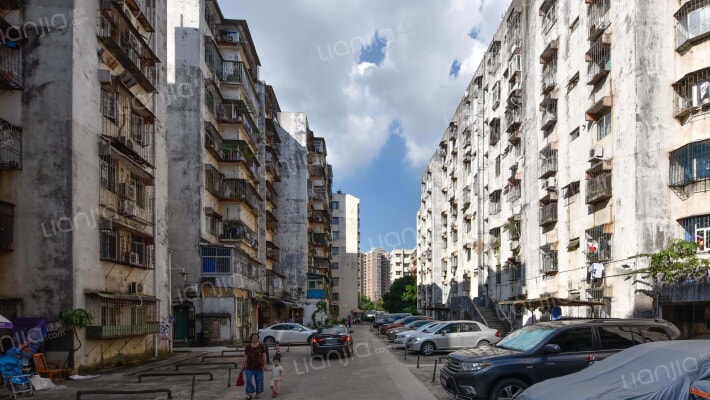 红岗花园外景图