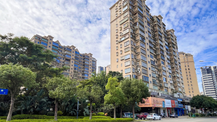 水岸华庭外景图