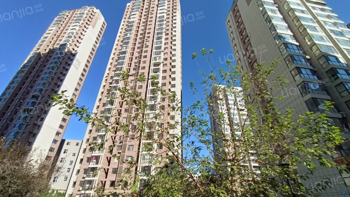 山河秀景外景图