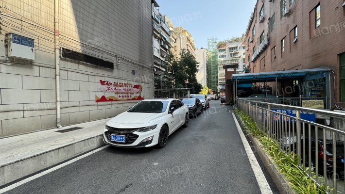 天華苑小區外景图