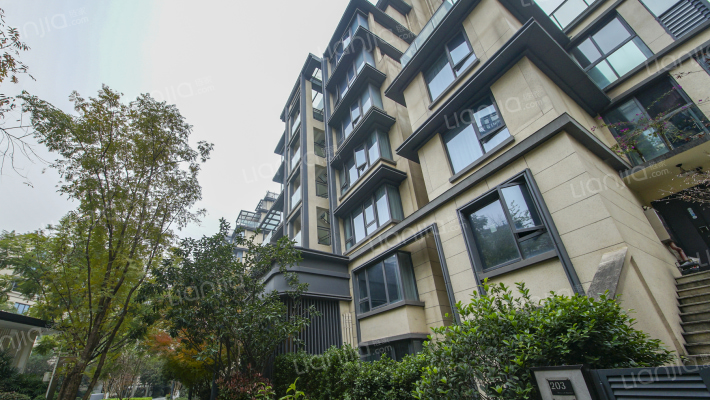 光华安纳溪湖博望山外景图