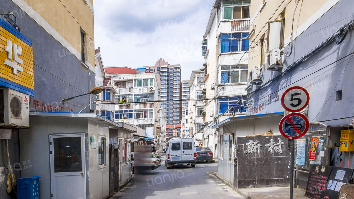 西北新村外景图