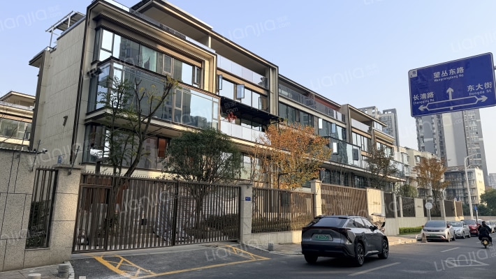 龙湖恒邦云玺外景图