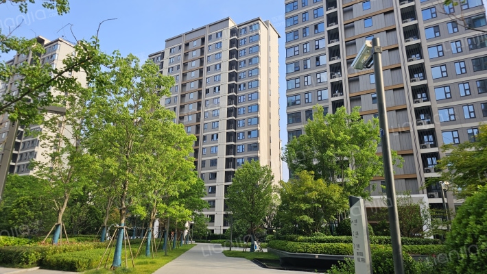 御璟峯外景图