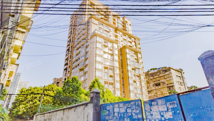 骏御华庭外景图