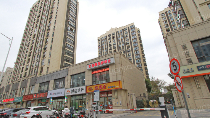 龙湖紫都城南区外景图