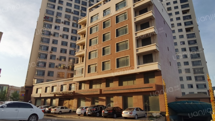 松巍大厦外景图