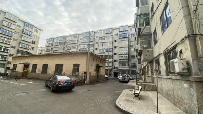 白塔路小区外景图