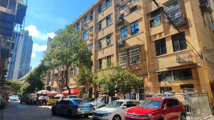 湘瓷宿舍外景图