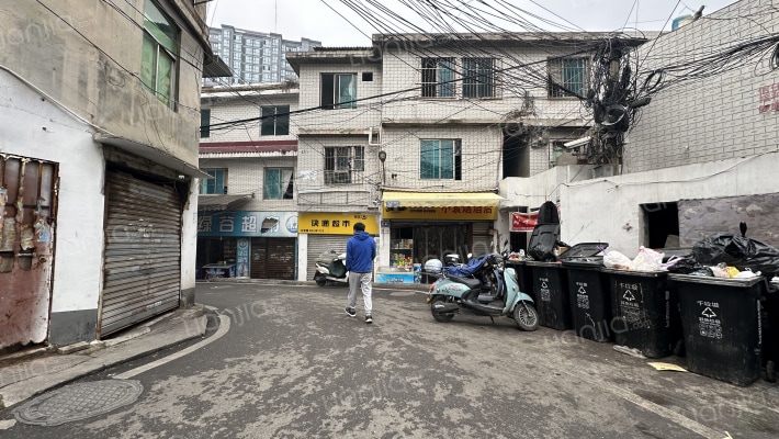 省医宿舍外景图