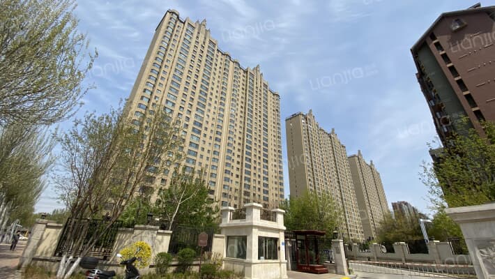 河畔公馆外景图