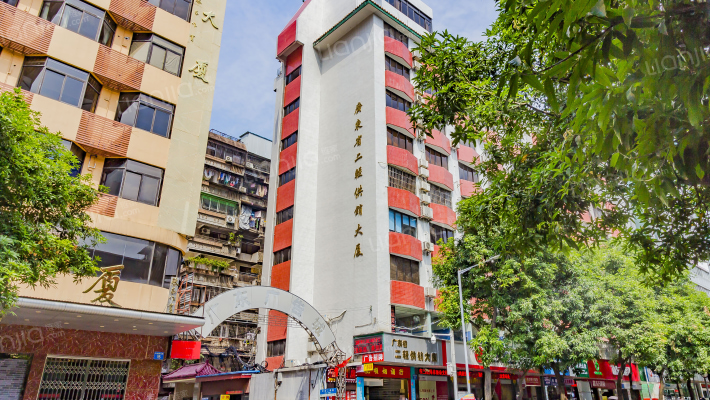 寺右二横路外景图