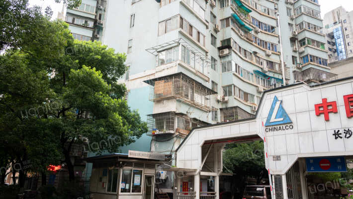 中国铝业住宅区外景图