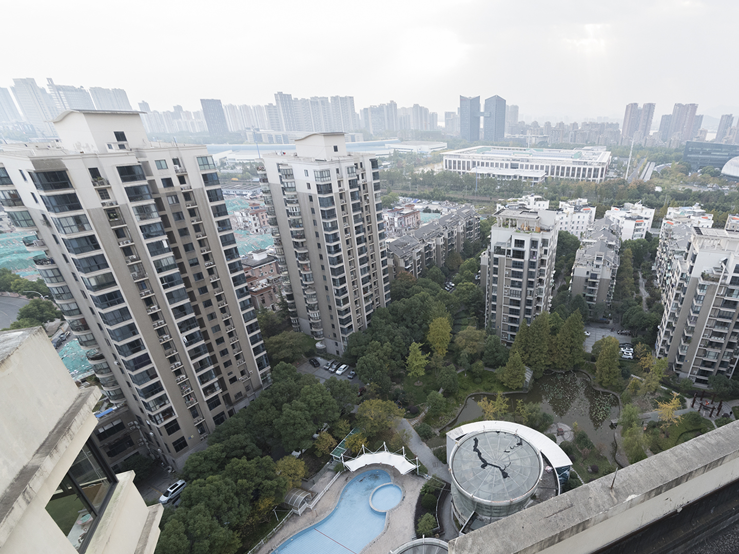 Linjiang Garden compound photo 6