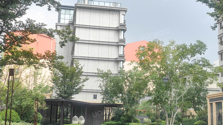 中南樾府外景图