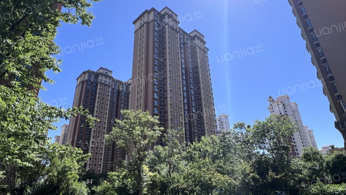 碧桂园凤凰山庄C区外景图