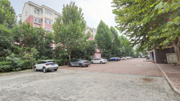 越秀园中区外景图