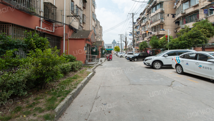 通河八村外景图