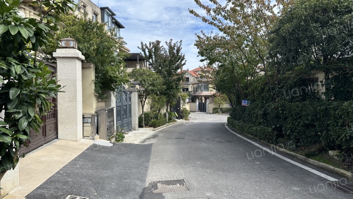 白晶谷17组团外景图