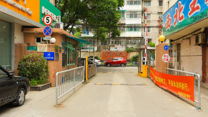 宝钢九村外景图