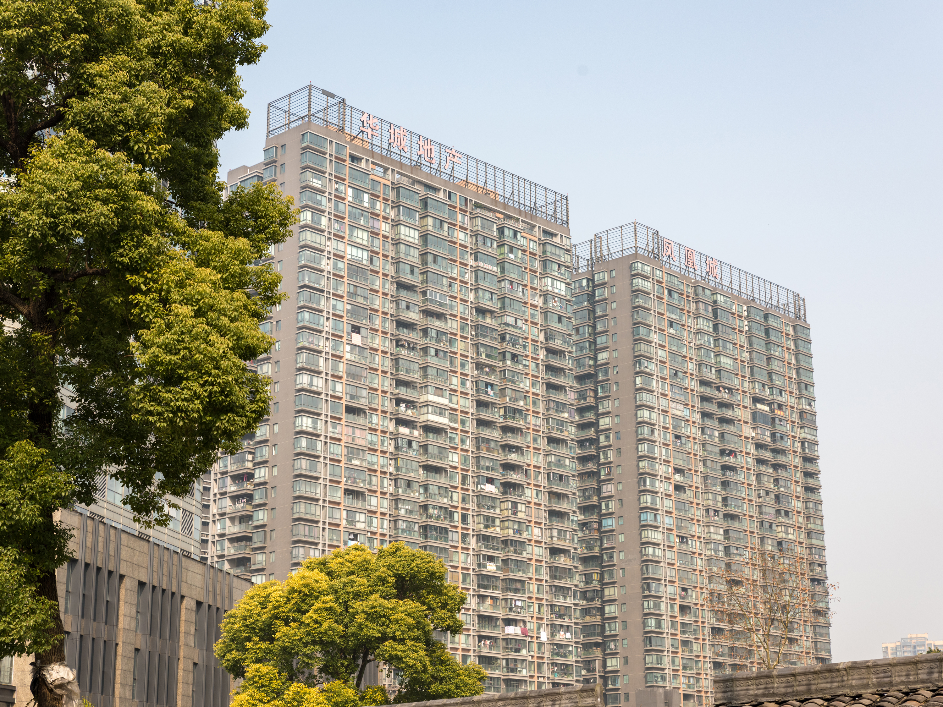  Phoenix City compound photo 8