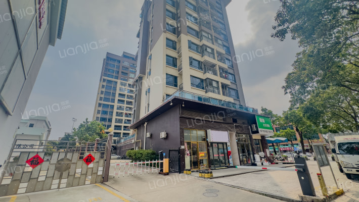 枫景假日名府外景图