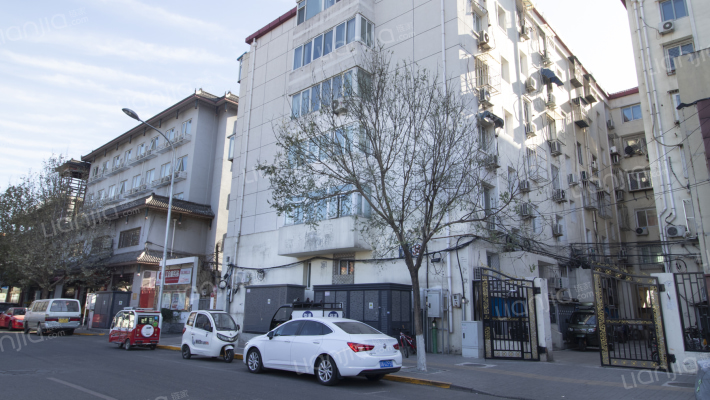 灯市口西街外景图