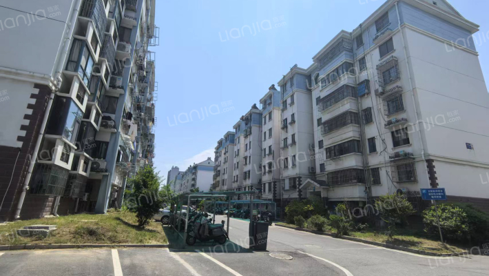 天景山公寓碧华苑外景图