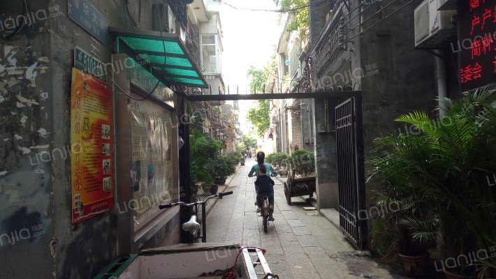 耀华社区耀华大街外景图