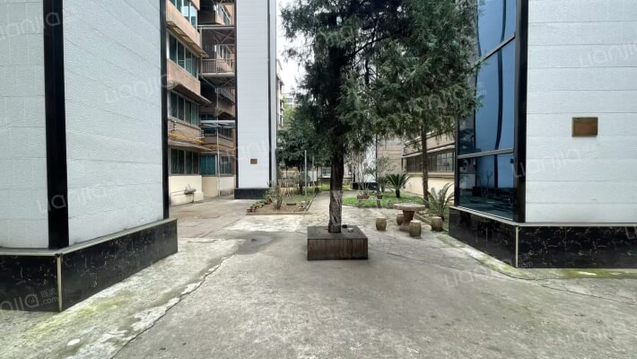 贵定路5号外景图