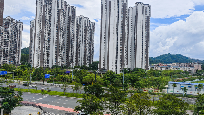 方圆云山诗意二期外景图