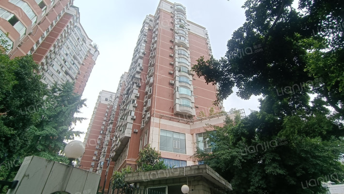 书香门第外景图