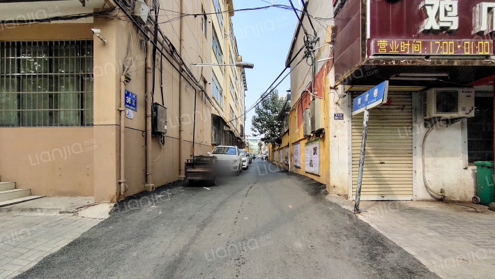 兴华市场外景图